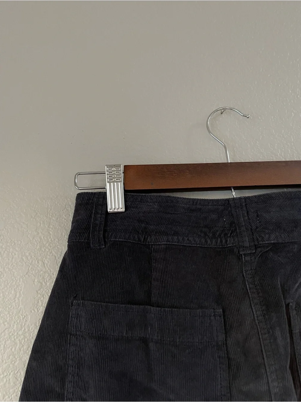 Faherty Women’s Size 2 Corduroy Mini Skirt Dark Gray Garment Dyed